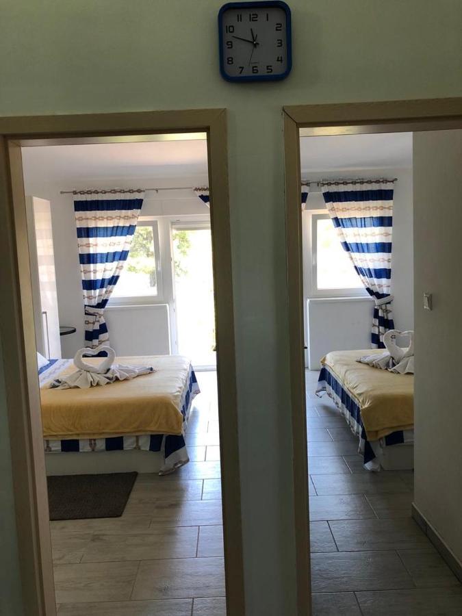 Apartmani Bolero - Obiteljski Odmor Vodice Dış mekan fotoğraf